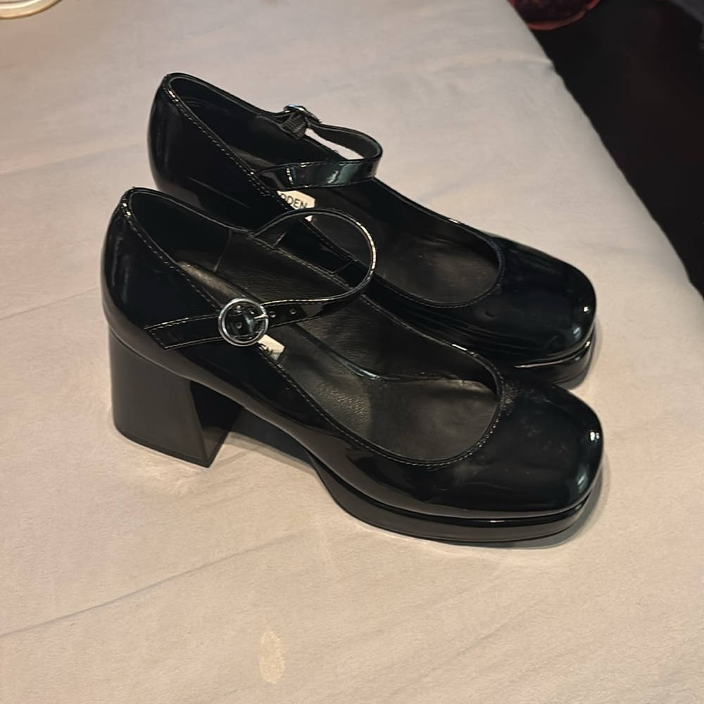 Black Patent Leather Heels - Picture 2 of 3